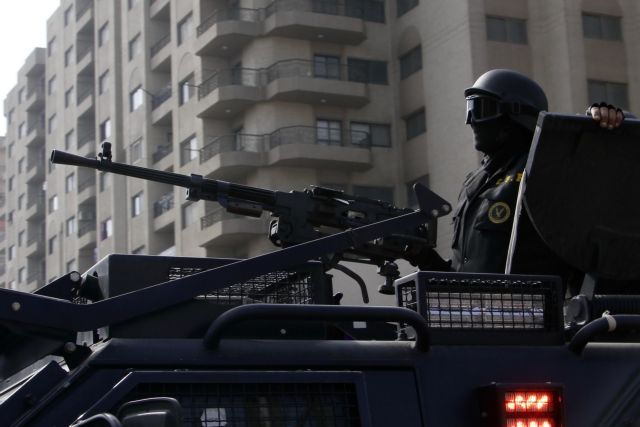 Θανατικές καταδίκες «μοιράζει» η Αίγυπτος, τέταρτη δίκη για τον Μόρσι